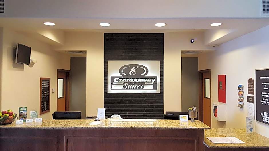 Expressway Suites Fargo