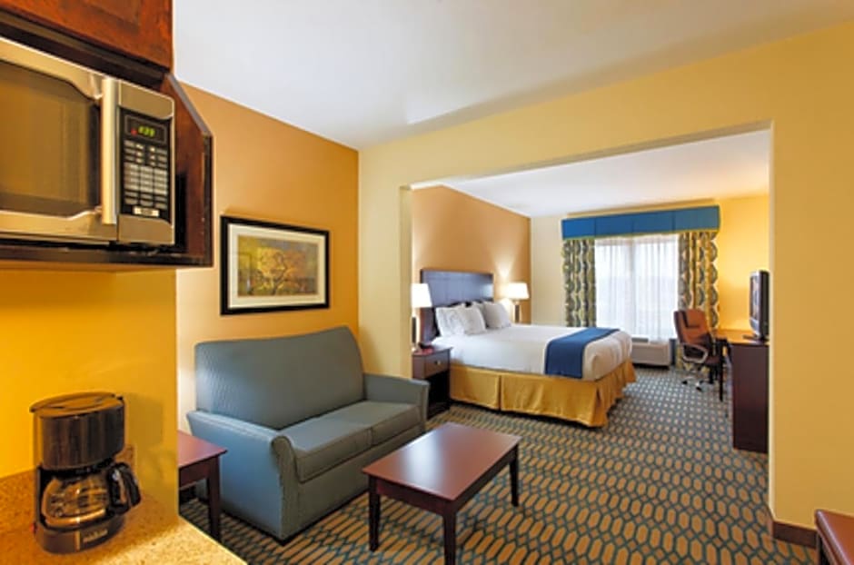 Holiday Inn Express - Andalusia, an IHG Hotel