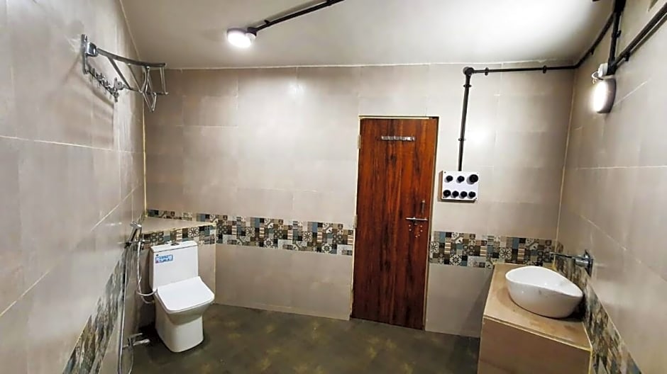 Club Shandilya-A Cheerful 3 BR Place in Nature lap