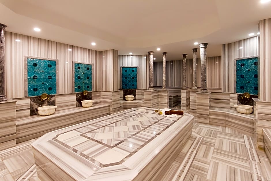 Sky Business Hotel & Spa