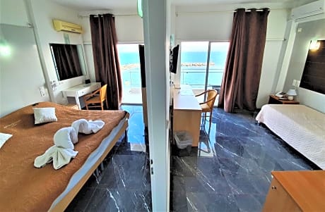 Suite with Front Sea View