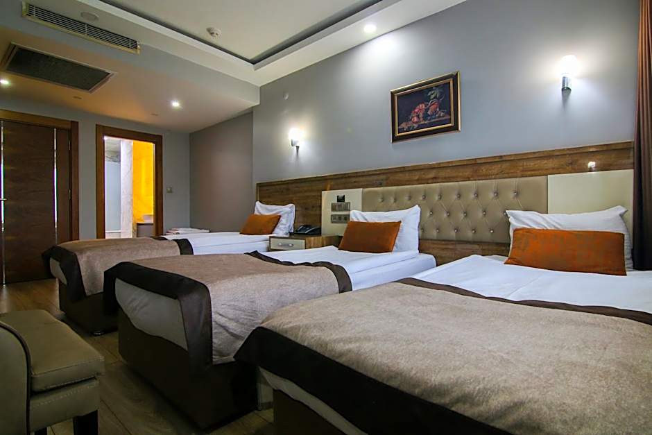 Grand Zara Hotel