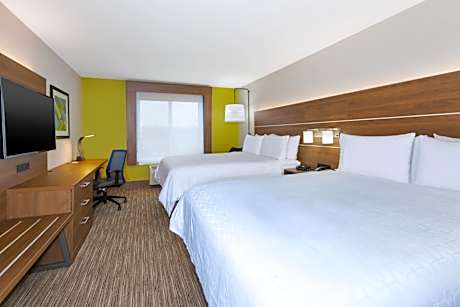 Standard Room with Two Queen Beds