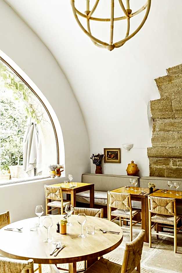 Le Moulin, Lourmarin, a Beaumier Hotel