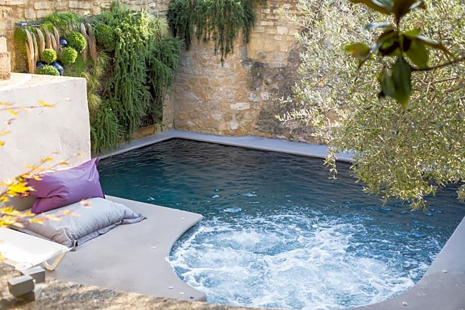 Le Castellas Hotel & SPA - TERITORIA
