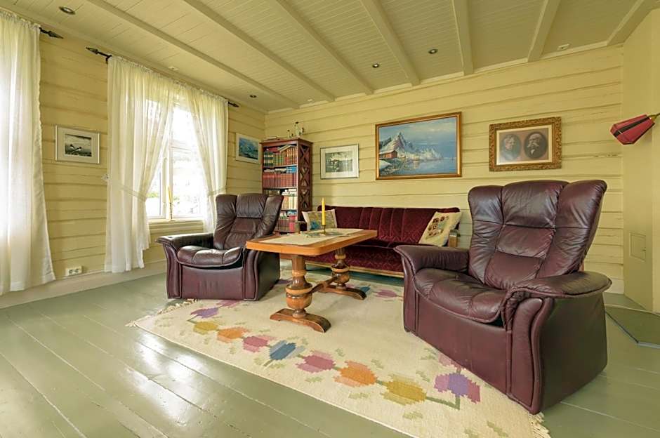 Kabelvåg Feriehus & Camping