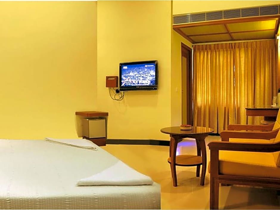 Hotel Arasan Sapthagiri