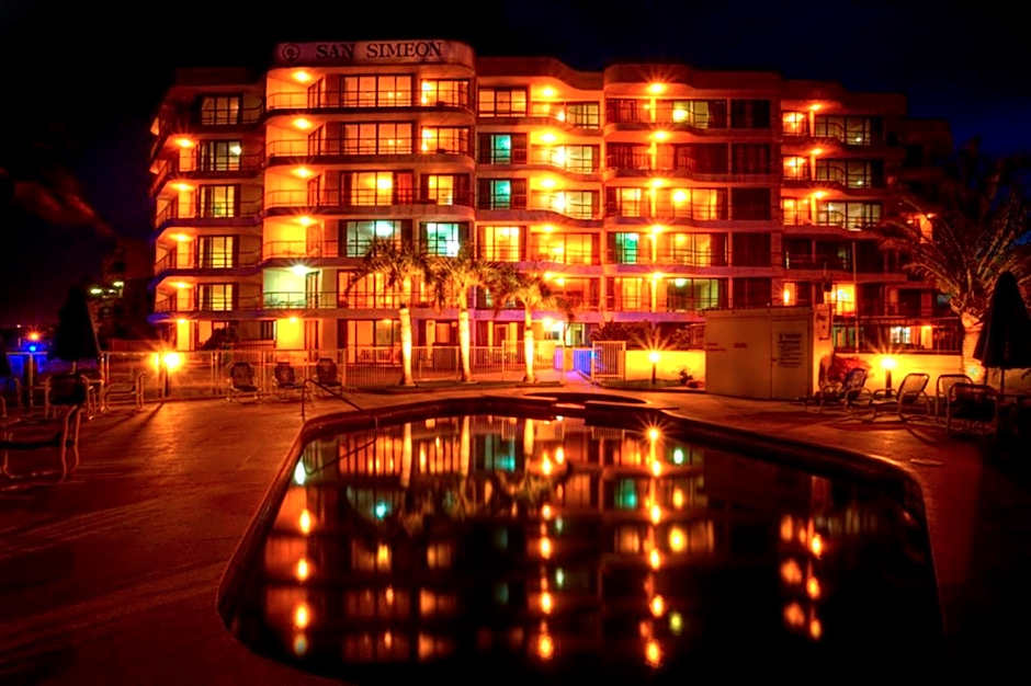 San Simeon Beachfront Apartments Tugun