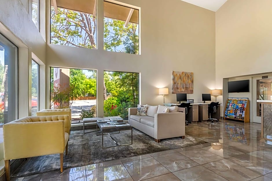Best Western Plus Inn Scotts Valley