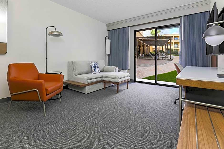 Courtyard by Marriott Tucson Airport
