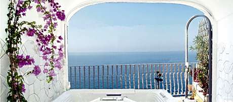 Suite (1 Double Bed)