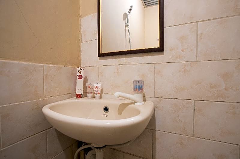 OYO 298 Gemilang Guesthouse