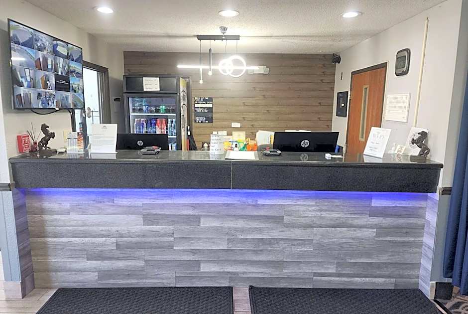 Super 8 by Wyndham Galesburg