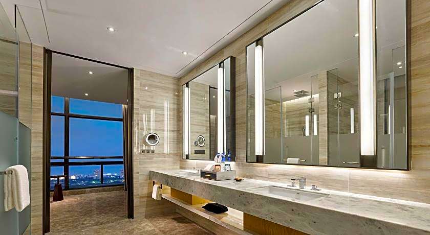 DoubleTree by Hilton Quzhou