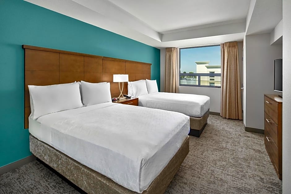 Staybridge Suites Irvine - John Wayne Airport