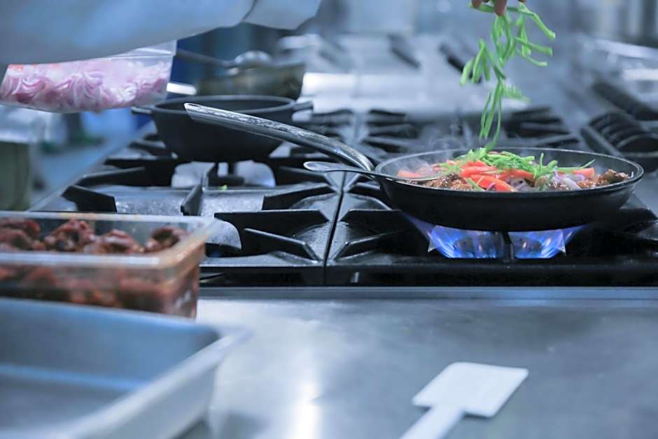 Swiss Inn Nexus Hotel