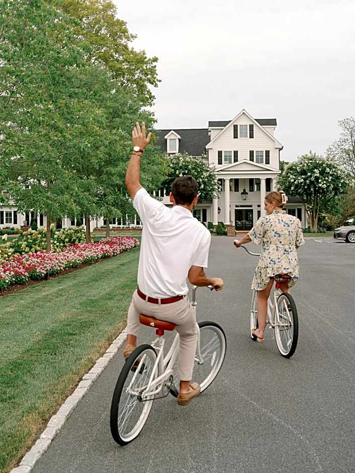 The Oaks Waterfront Hotel