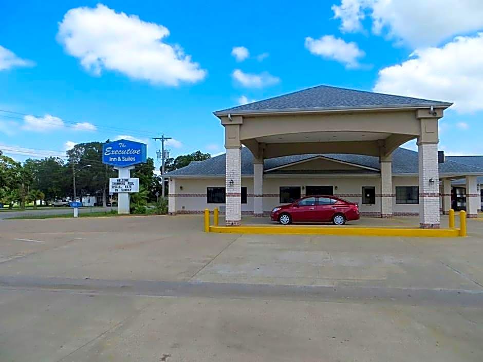 The Executive Inn & Suites