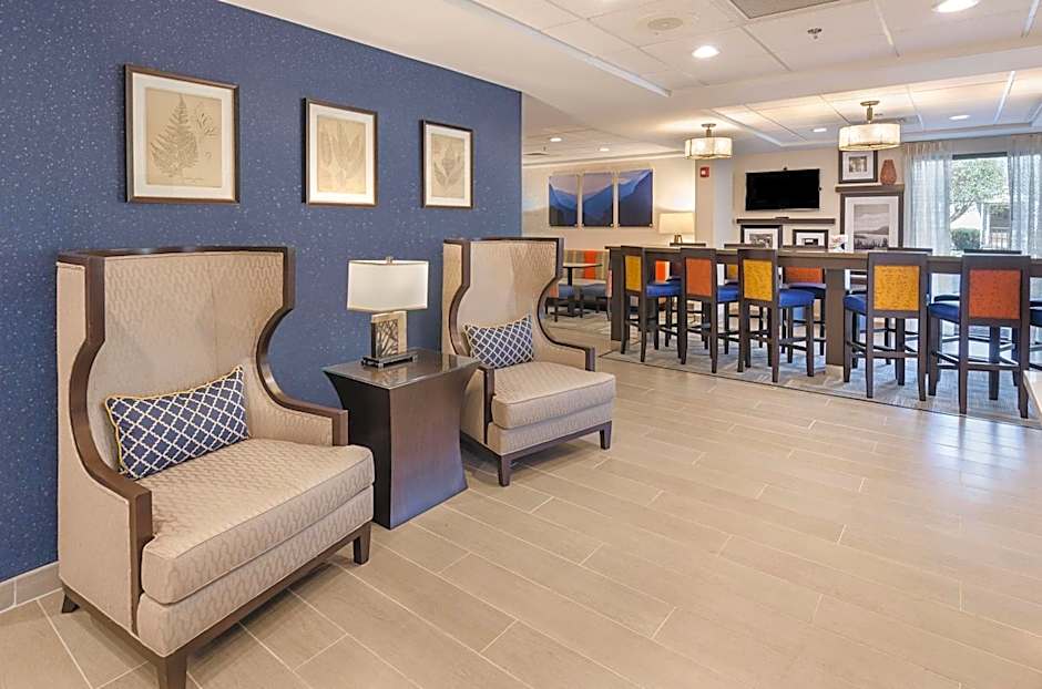 Hampton Inn By Hilton Covington VA