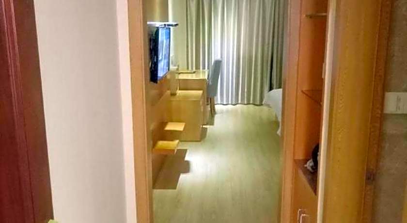 GreenTree Inn Changshu South HaiYu Road Pedestrian Street Business Hotel