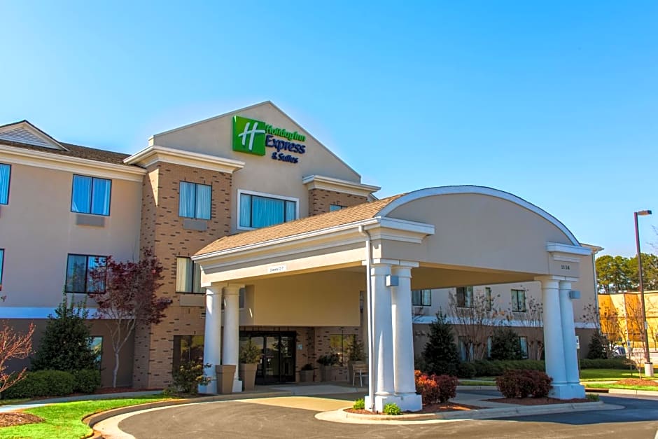 Holiday Inn Express Hotel And Suites Kinston