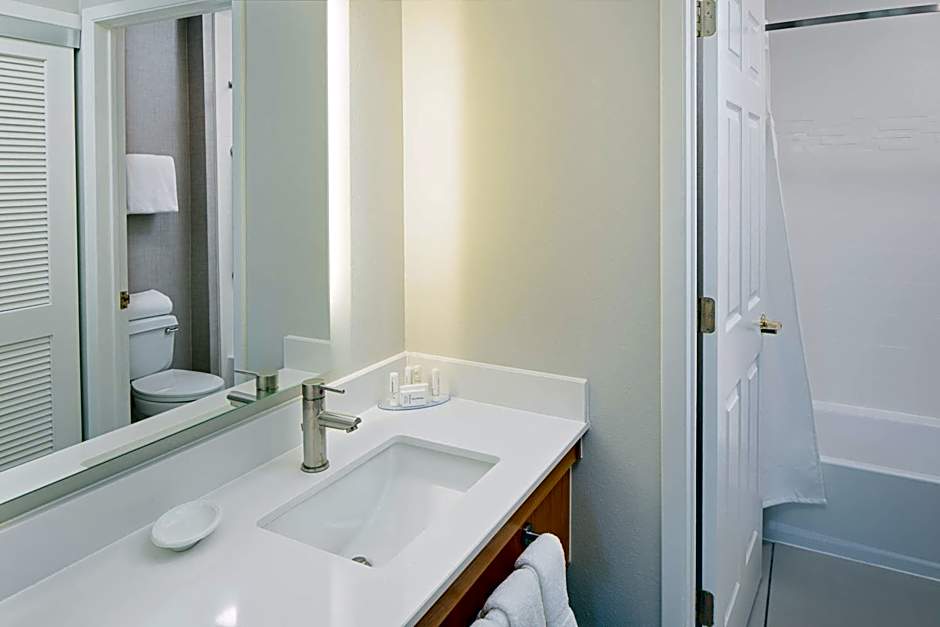 Residence Inn by Marriott Arlington