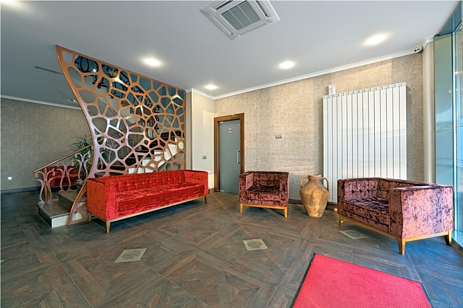 Tomis Garden Aparthotel