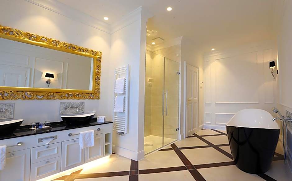 Austria Trend Schloss Schoenbrunn Grand Suite