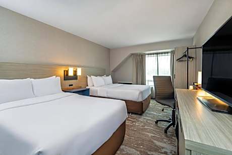 Queen Room with Two Queen Beds - Non-Smoking/Upper Floor