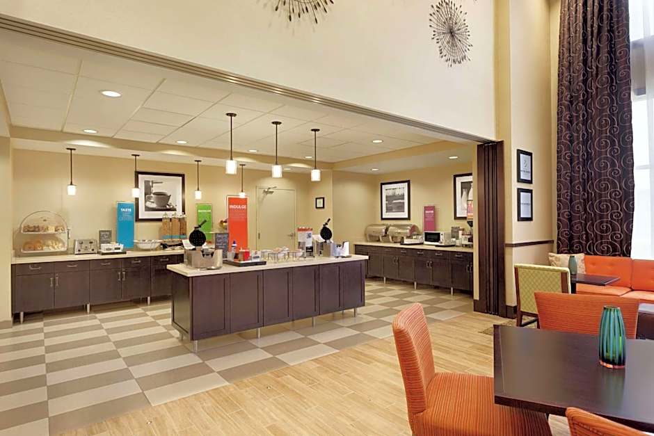 Hampton Inn By Hilton & Suites Philadelphia Montgomeryville