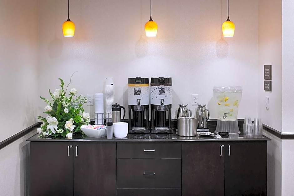 Hampton Inn By Hilton & Suites Gainesville-Downtown