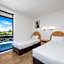 Bayview Tower Motel