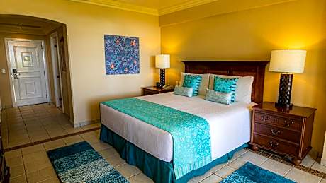 Deluxe Ocean View King