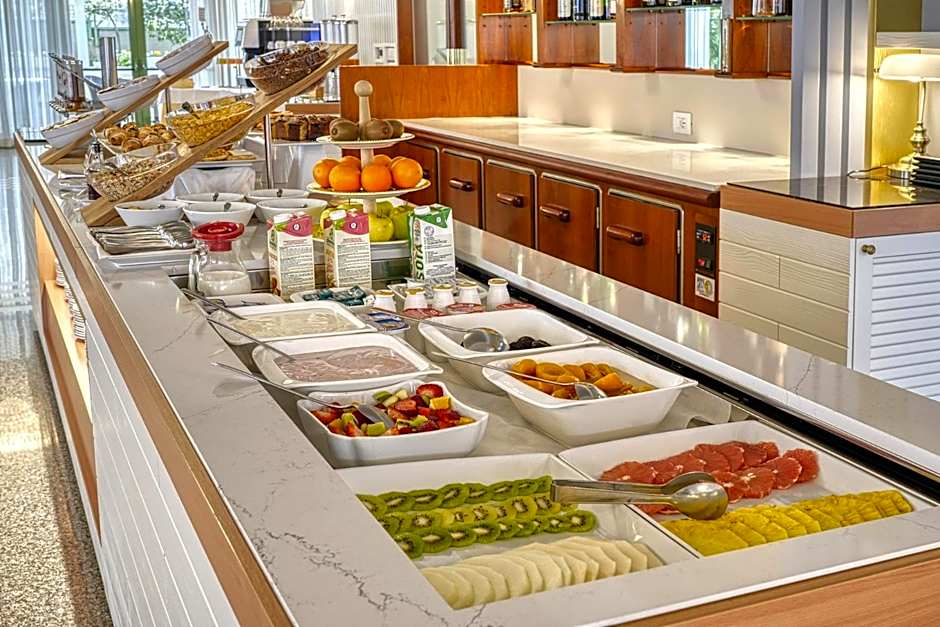 Sky Pool Hotel Sole Garda