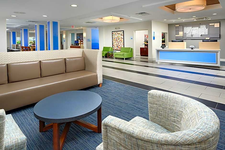 Holiday Inn Express - Tullahoma By IHG