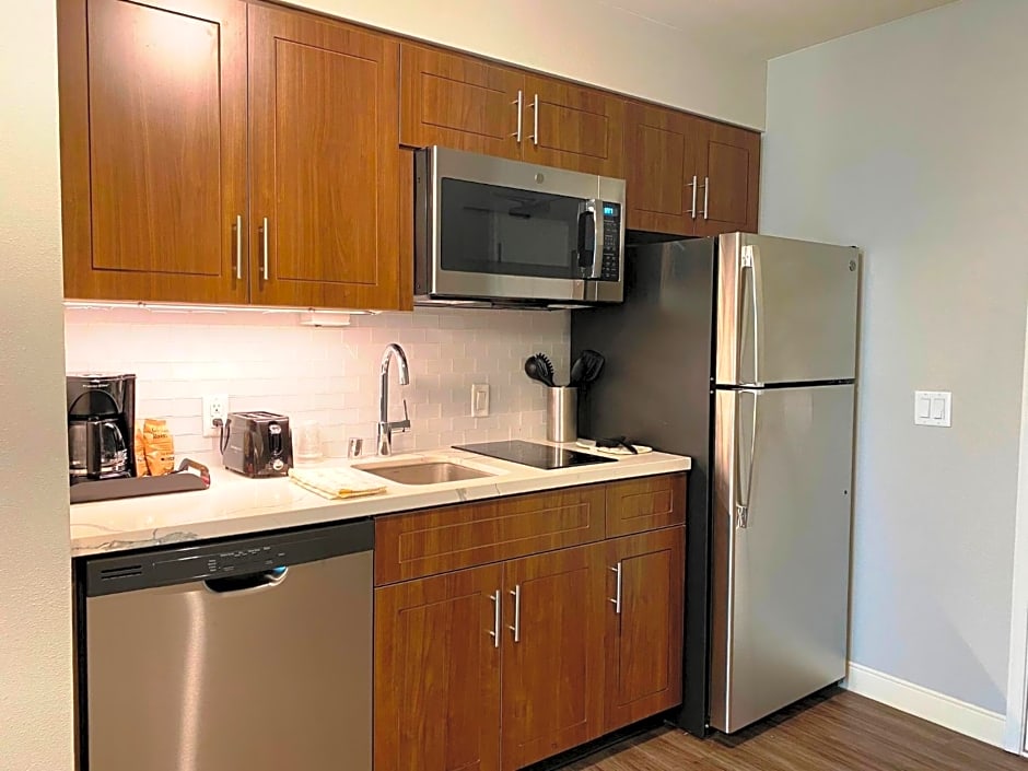 Staybridge Suites Long Beach Airport By IHG