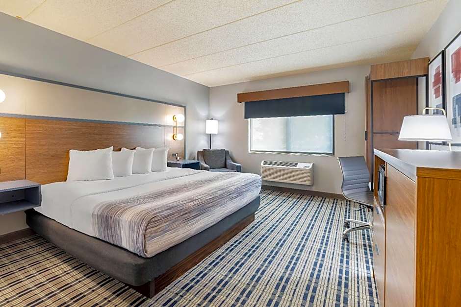 AmericInn by Wyndham Chamberlain - Conference Center