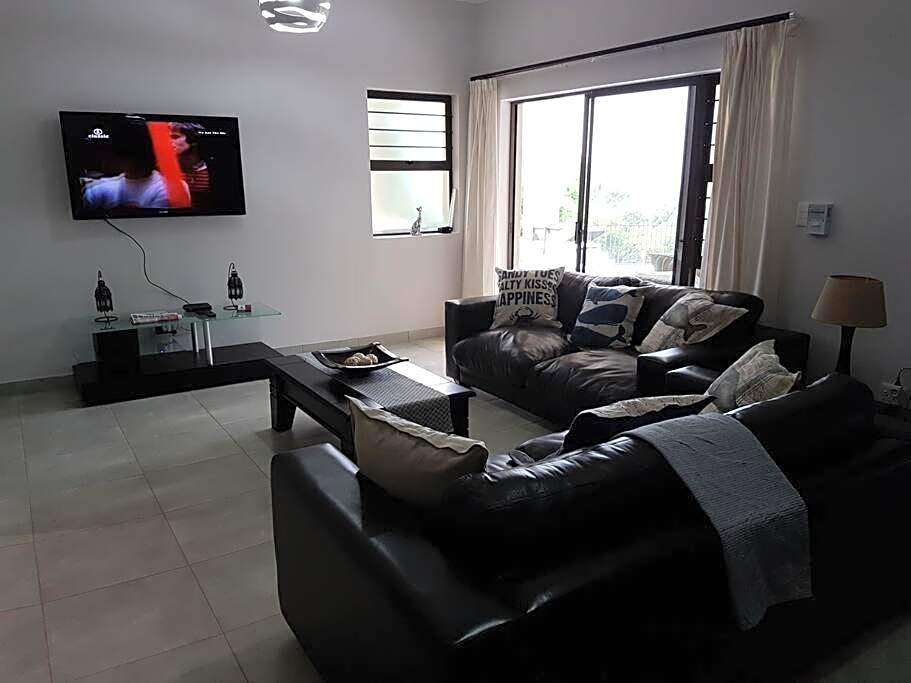 4 Bedroom house with lovely sea views.