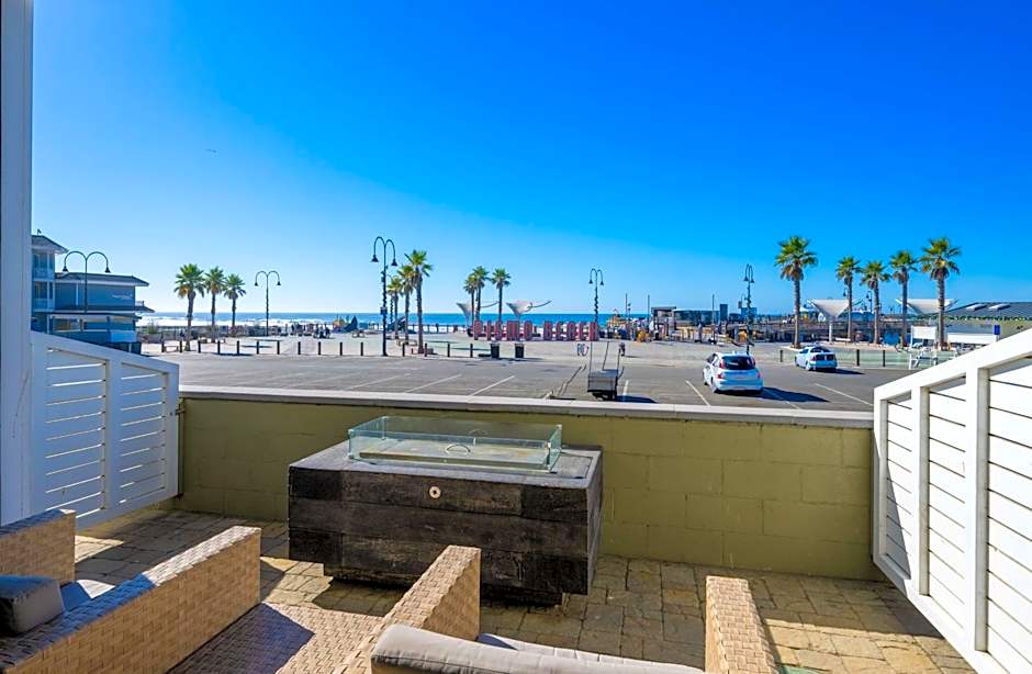 Inn at the Pier Pismo Beach, Curio Collection by Hilton