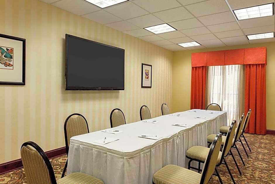 Hampton Inn By Hilton & Suites Prattville