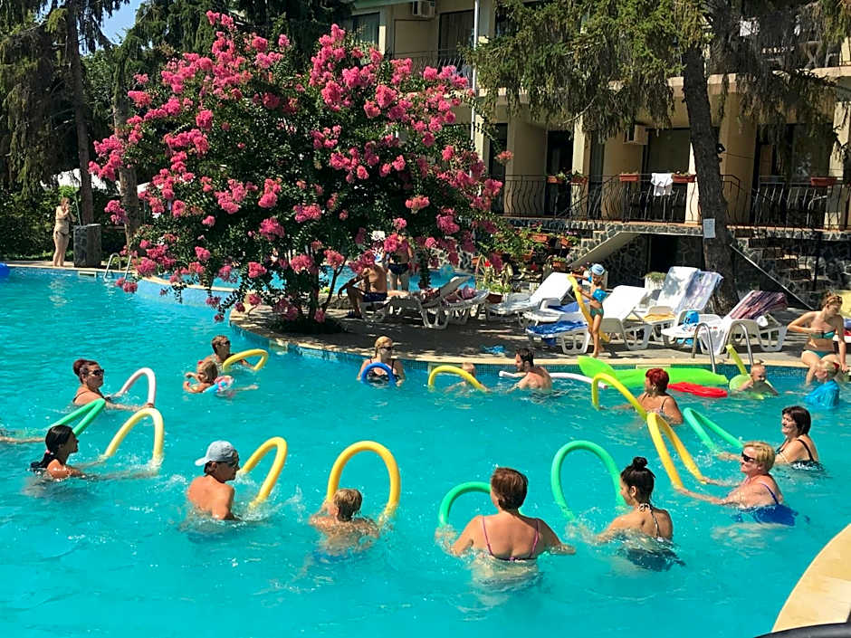 Park Hotel Briz - All Inclusive & Free Parking