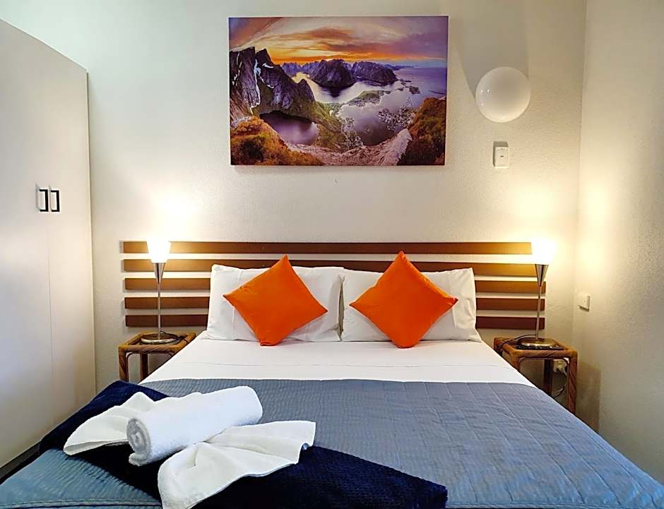 Oceanside Hawks Nest