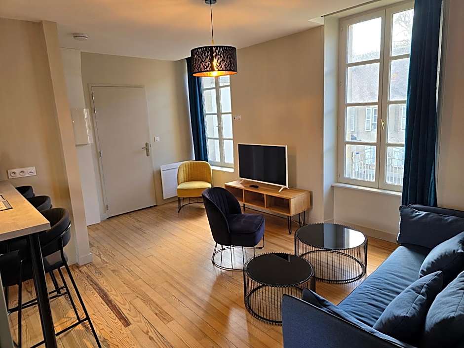 Au Loup Historic Apartments