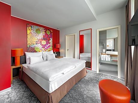 Junior Suite with 1 Double Bed and Mini-bar Included