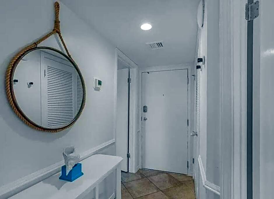 Sugar Sands-Luxury 1st Floor 2BR 2BA Private Beach