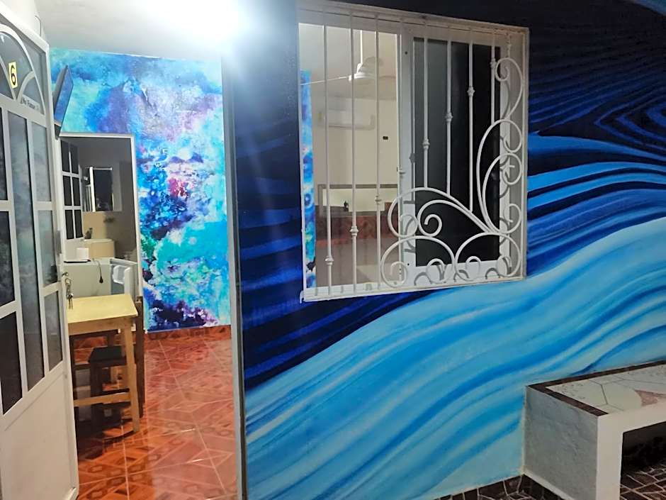 Blue Hotel