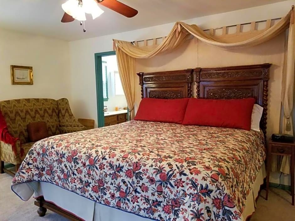 Aldrich House Bed & Breakfast 