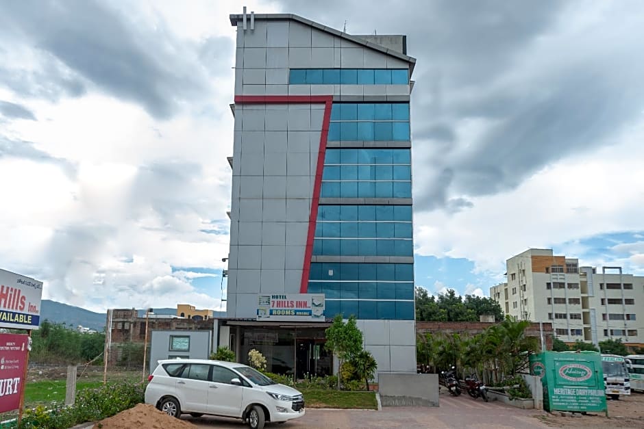 Hotel 7 Hills Inn
