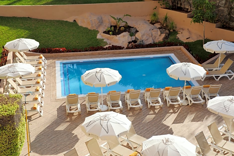 Iberostar Waves Bouganville Playa