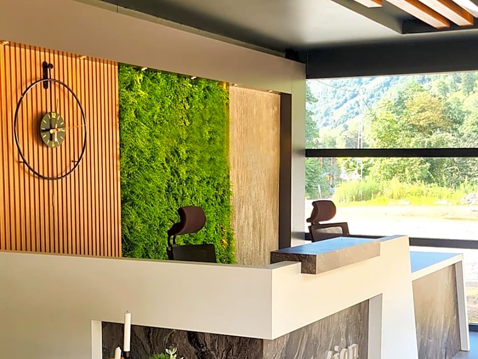 River Side TinyHouse